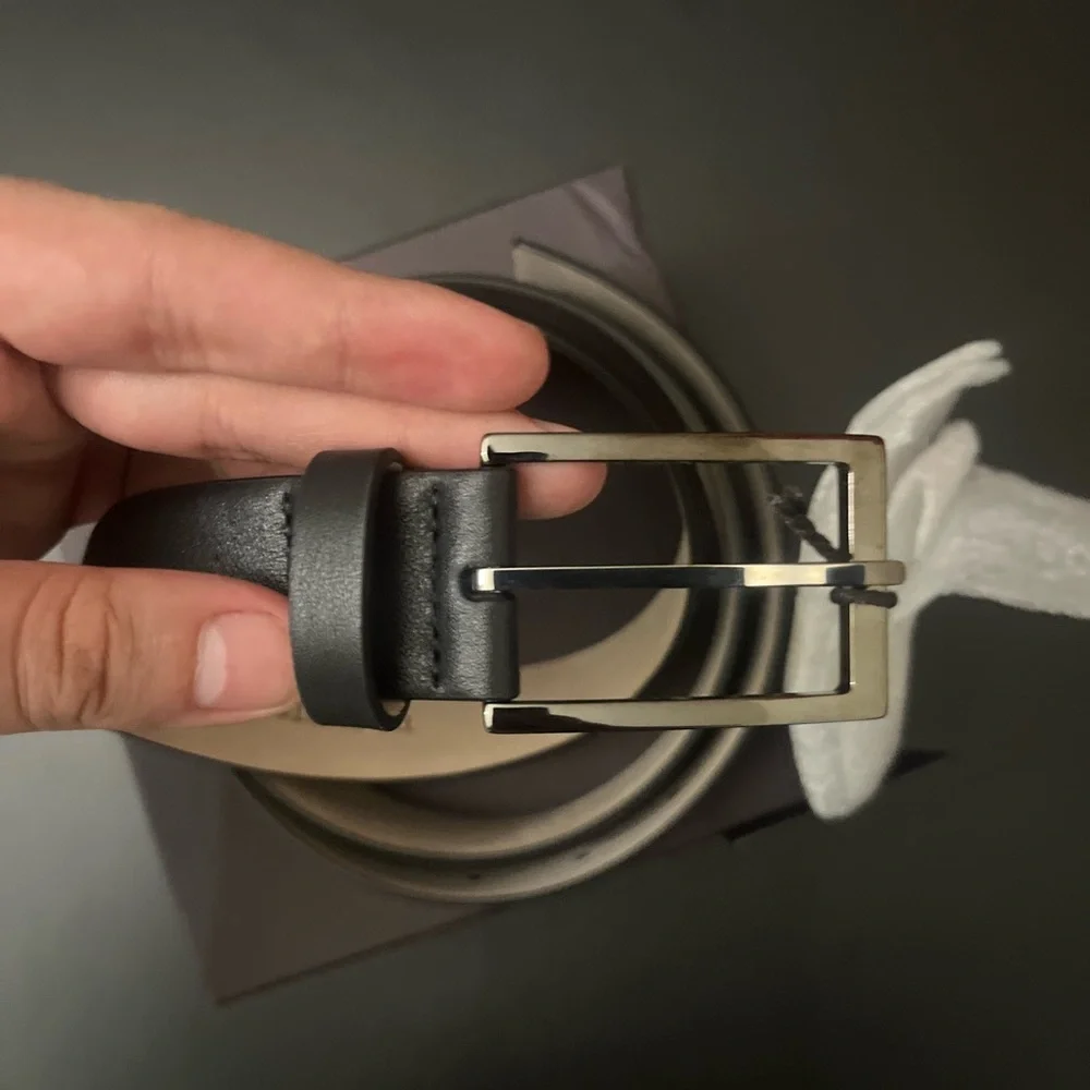 Valentino Garavani Men’s Belt - Picture 3 of 5